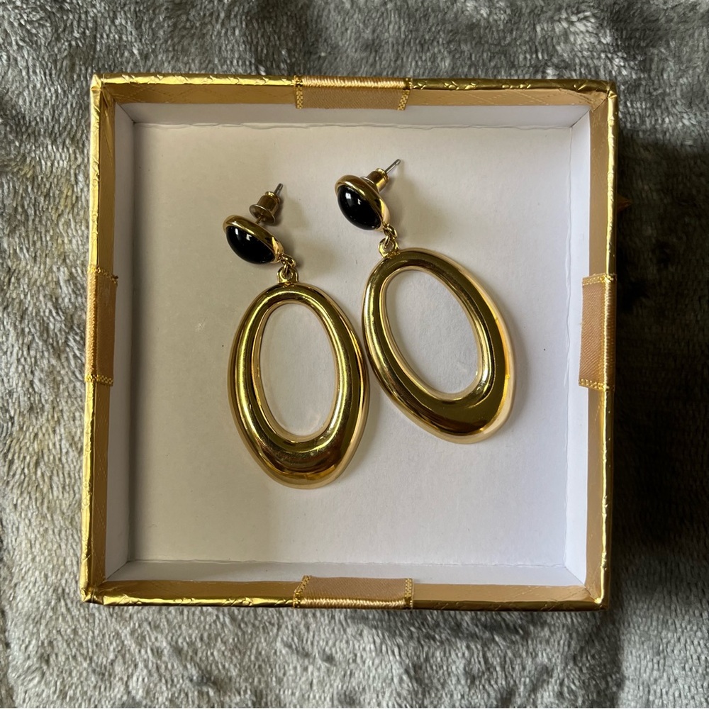 FREE WITH 3 🎁 | Gold Earrings